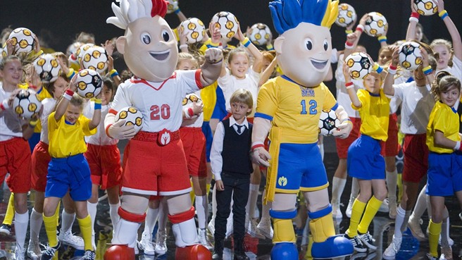 euro 2012 mascot unveiled 2012Wޱl