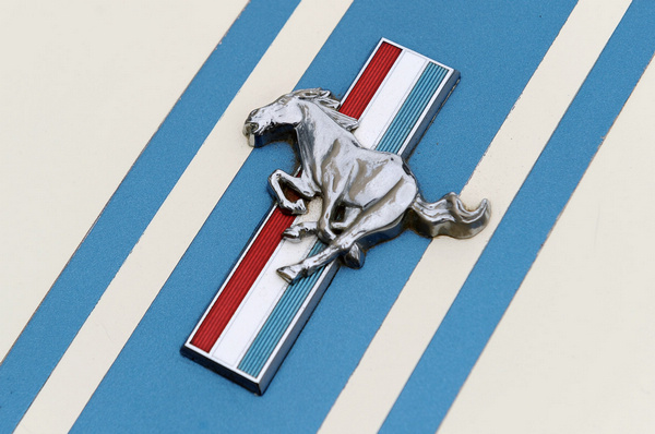 [(gu)񣬏܇(bio)׃ Mustang  50 